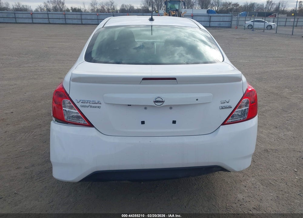 2018 NISSAN VERSA 1.6 SV VIN: 3N1CN7AP4JL862583