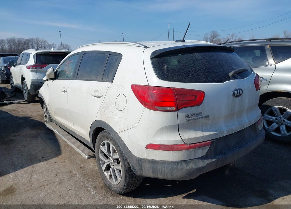 2015 KIA SPORTAGE LX VIN: KNDPBCAC5F7781469