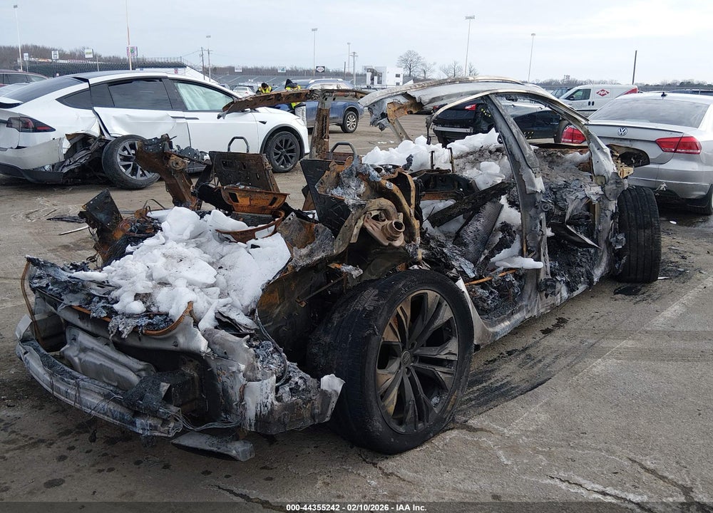 2025 AUDI Q8 PREMIUM PLUS 55 TFSI QUATTRO VIN: WA1EVBF14SD003217