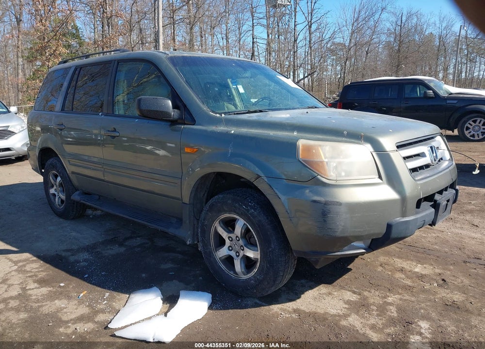 2008 HONDA PILOT EX-L VIN: 5FNYF185X8B029882