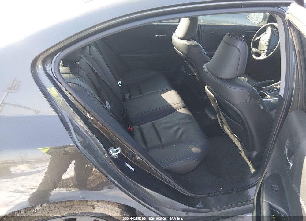 2013 HONDA ACCORD EX-L VIN: 1HGCR2F86DA034327