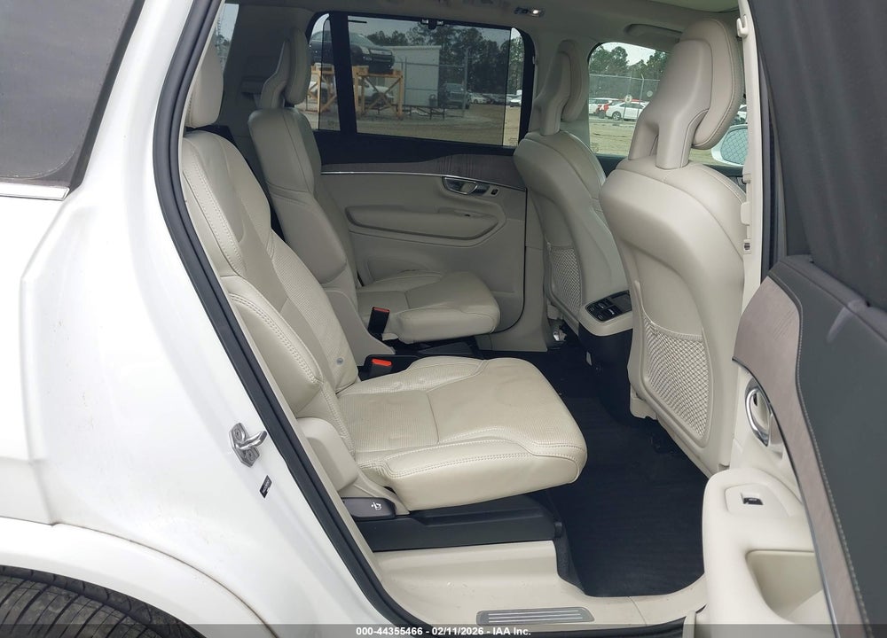 2021 VOLVO XC90 T6 INSCRIPTION 6 PASSENGER VIN: YV4A221L3M1706671