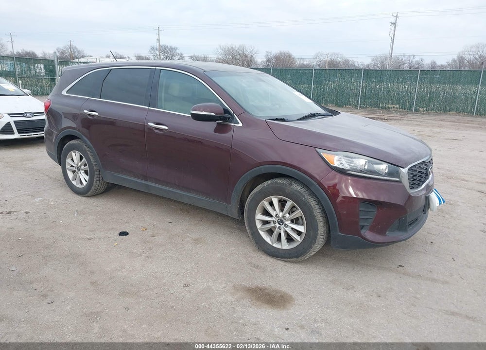2019 KIA SORENTO 3.3L LX VIN: 5XYPG4A50KG481327