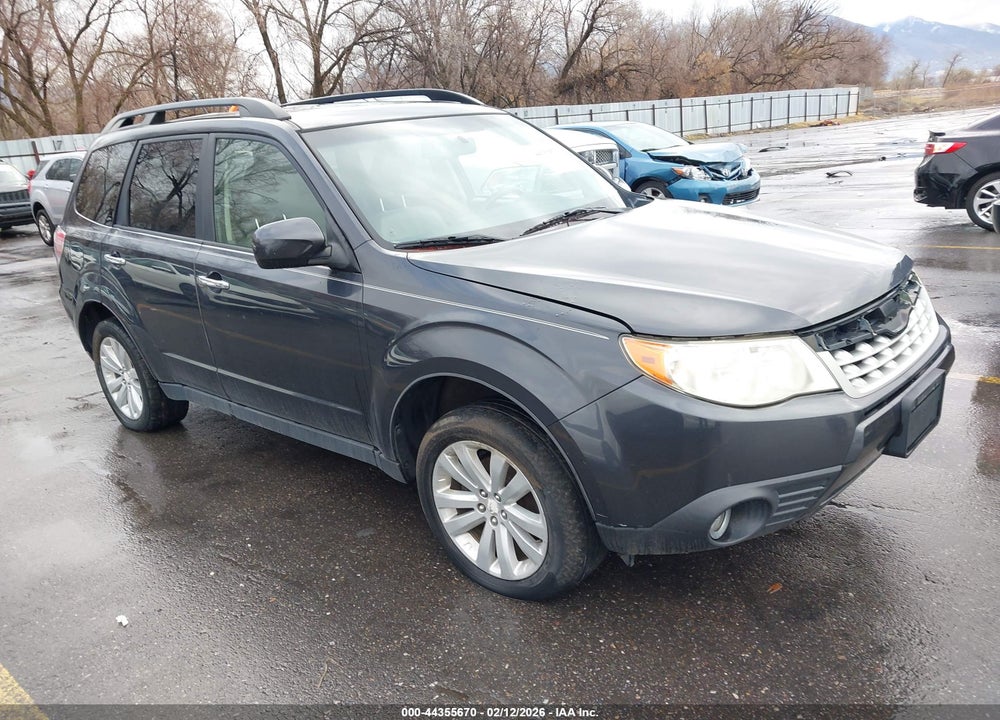 2011 SUBARU FORESTER 2.5X LIMITED VIN: JF2SHAEC6BH744282