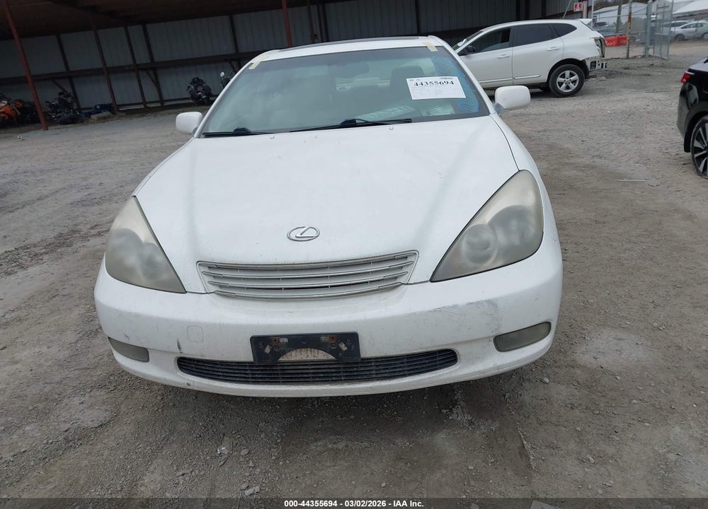 2002 LEXUS ES 300 VIN: JTHBF30G620078581