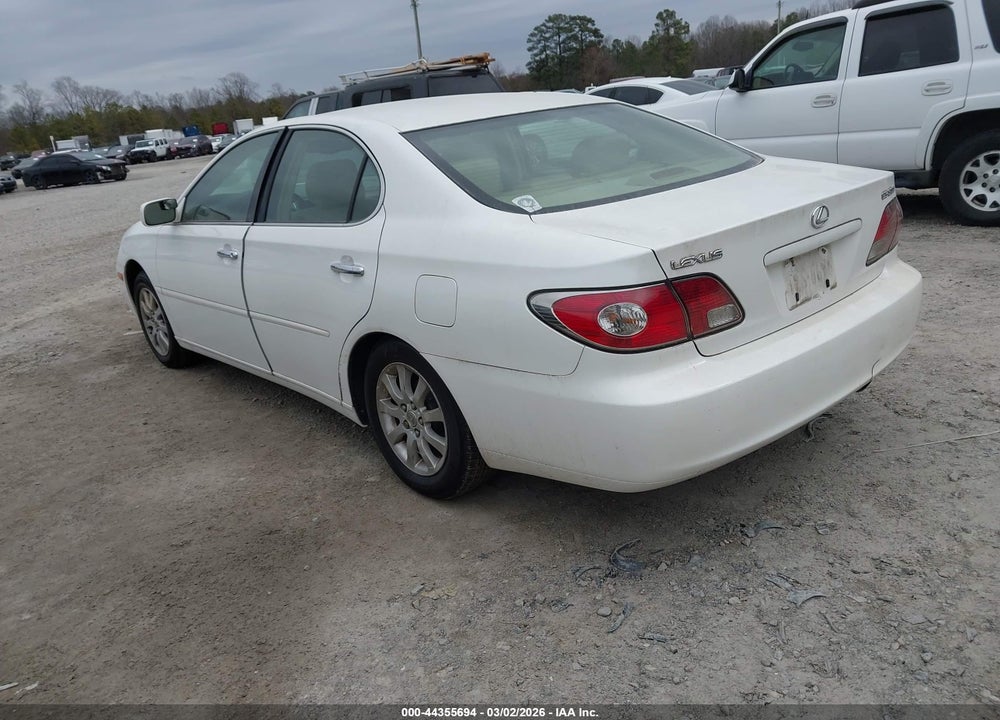 2002 LEXUS ES 300 VIN: JTHBF30G620078581