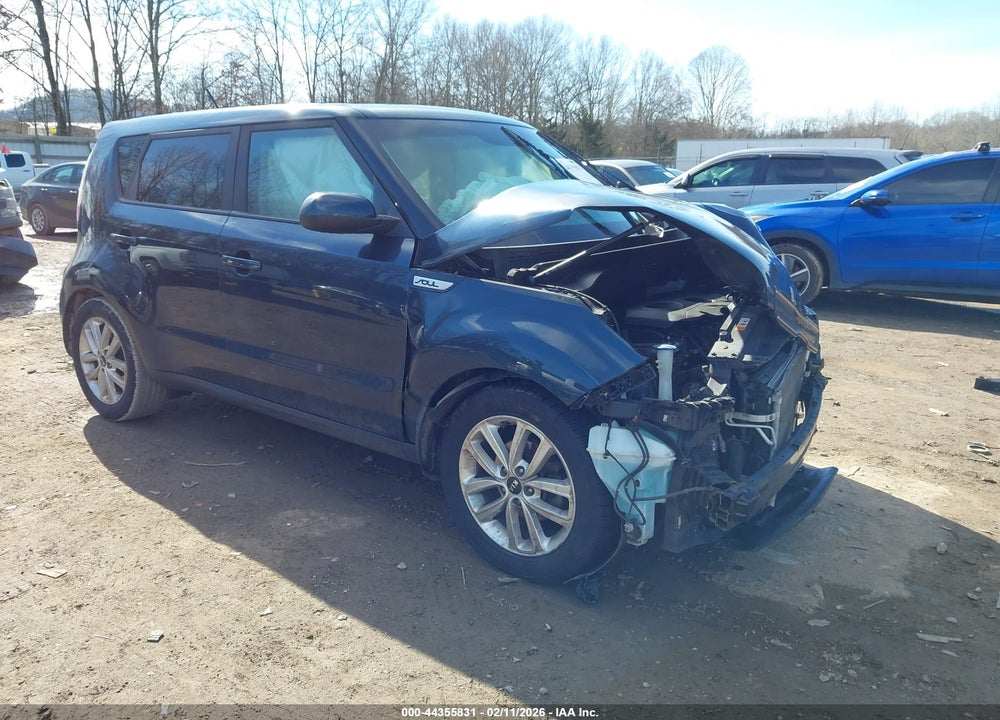 2019 KIA SOUL + VIN: KNDJP3A56K7697602