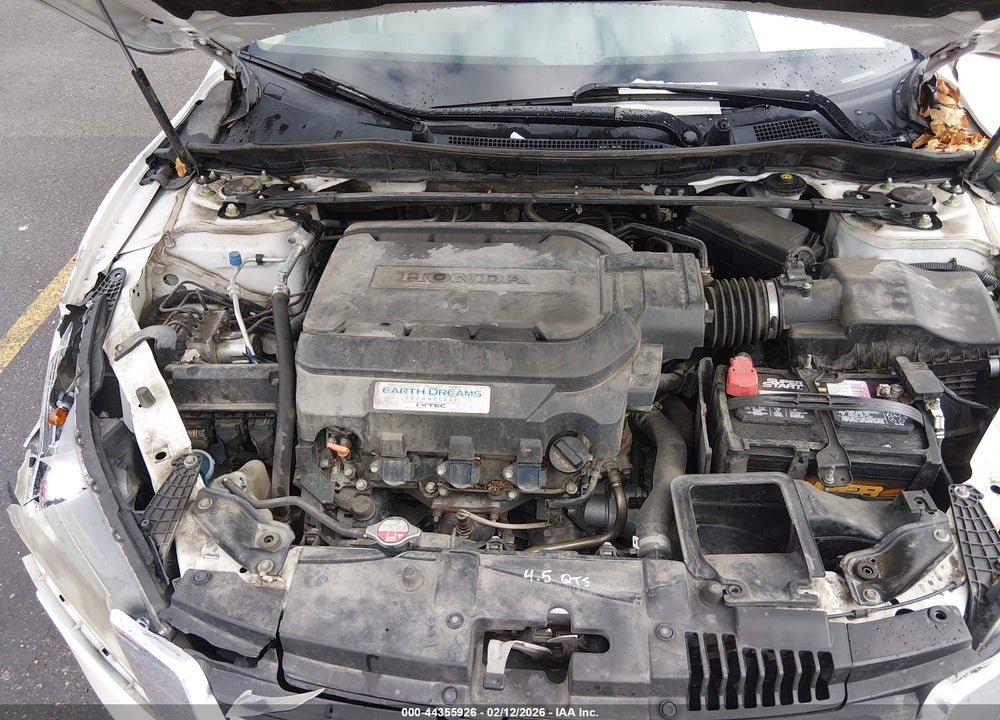 2015 HONDA ACCORD EX-L V-6 VIN: 1HGCR3F84FA017759