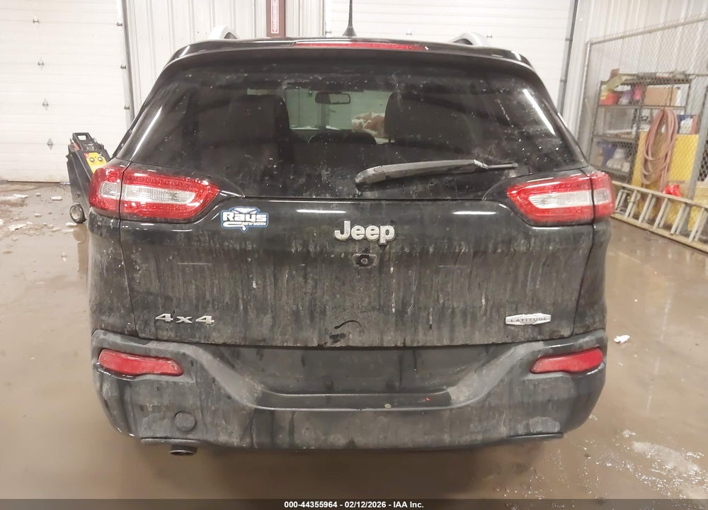 2017 JEEP CHEROKEE LATITUDE 4X4 VIN: 1C4PJMCB8HW625769