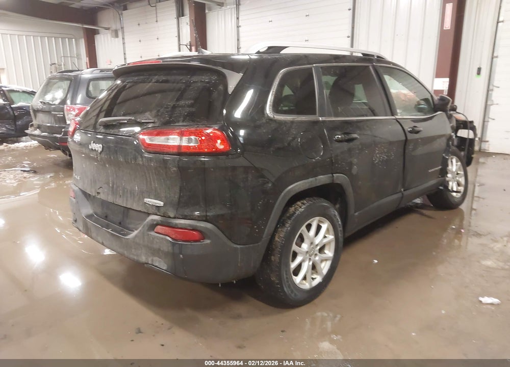 2017 JEEP CHEROKEE LATITUDE 4X4 VIN: 1C4PJMCB8HW625769
