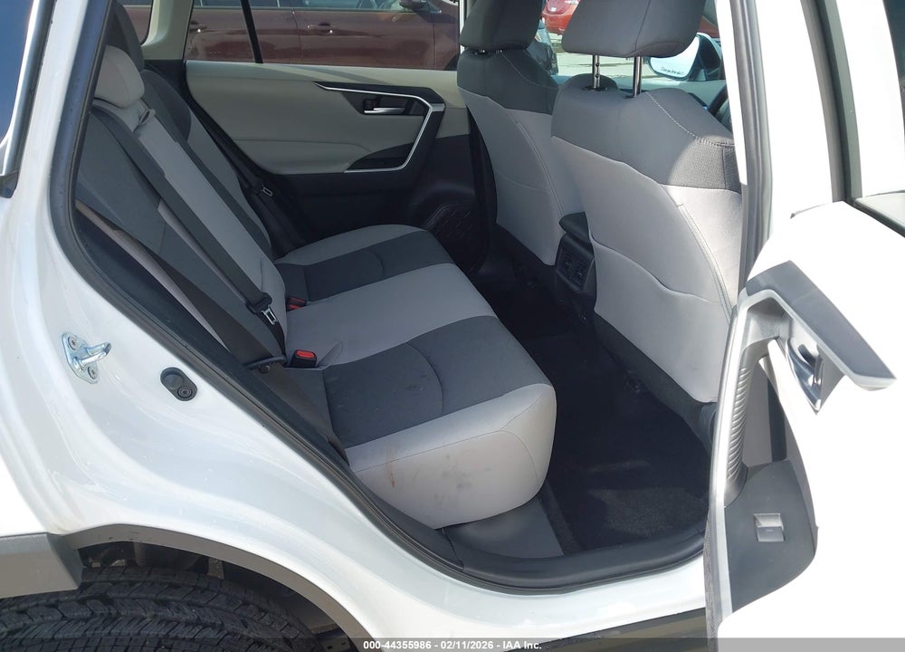 2025 TOYOTA RAV4 XLE VIN: 2T3W1RFV8SW411742