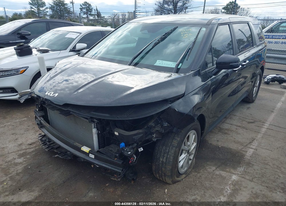 2024 KIA CARNIVAL MPV LX SEAT PACKAGE VIN: KNDNB4H30R6406540