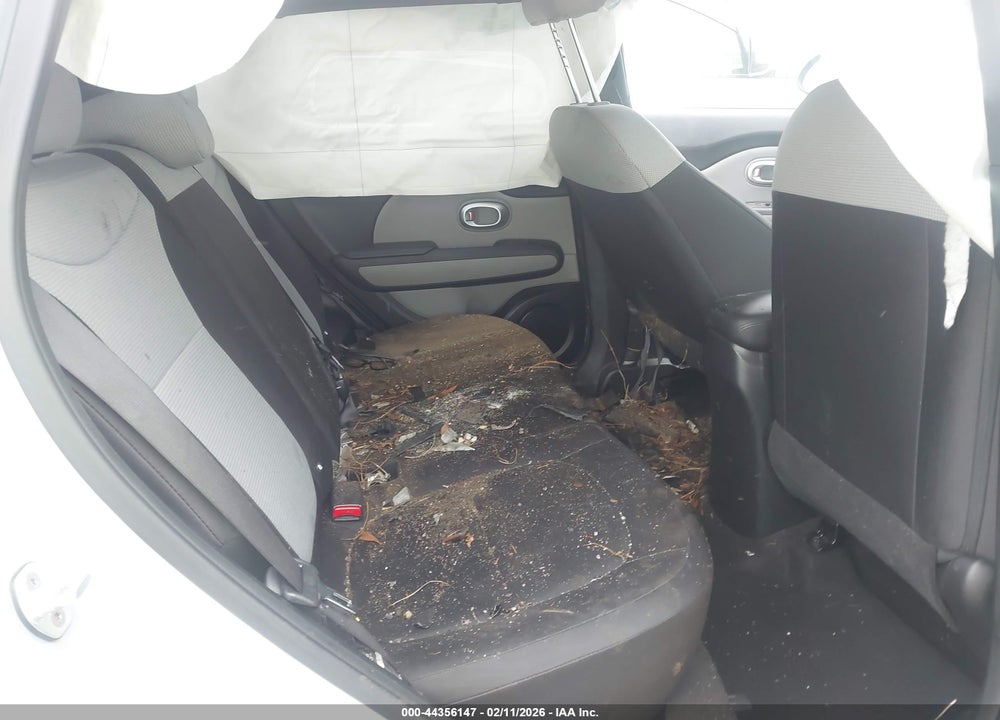 2016 KIA SOUL VIN: KNDJN2A21G7865871