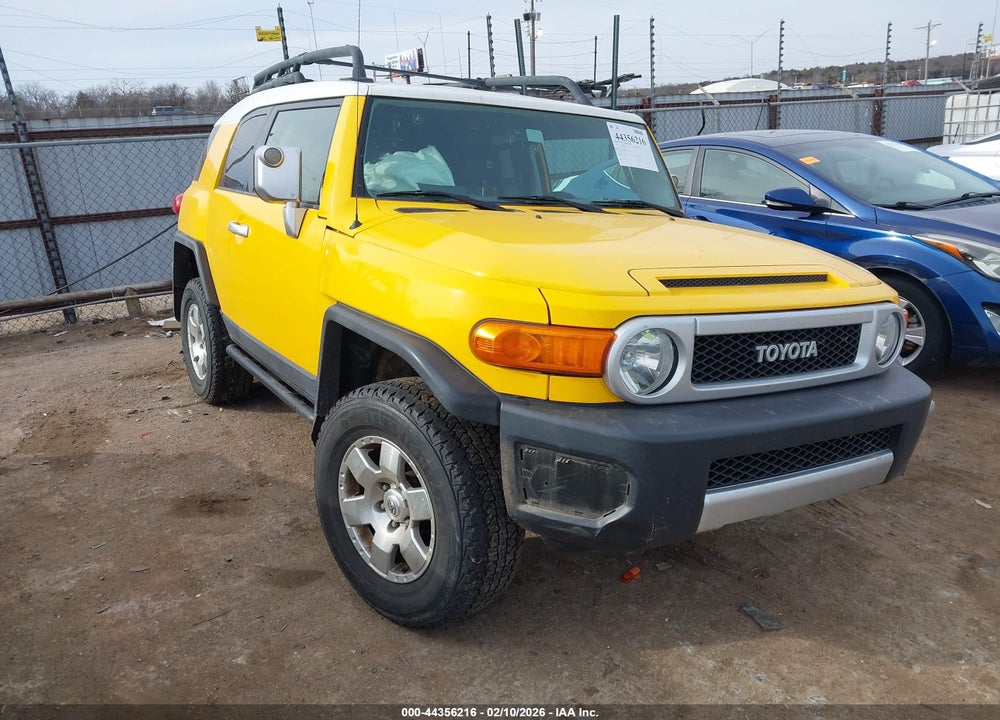 2007 TOYOTA FJ CRUISER VIN: JTEBU11F870100410