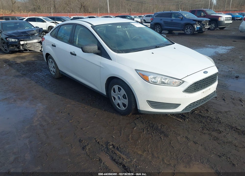 2018 FORD FOCUS S VIN: 1FADP3E20JL262583