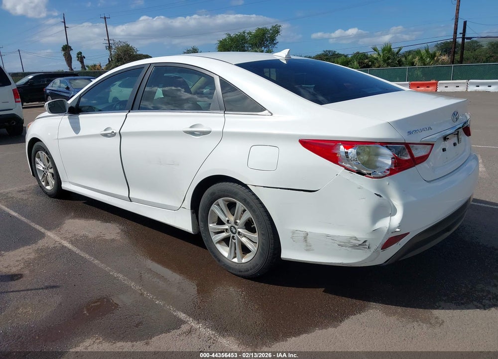 2014 HYUNDAI SONATA GLS VIN: 5NPEB4AC4EH934270