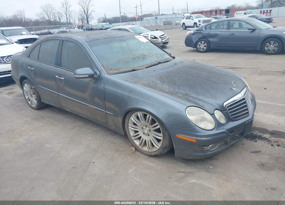 2008 MERCEDES-BENZ E 550 VIN: WDBUF72X18B232317