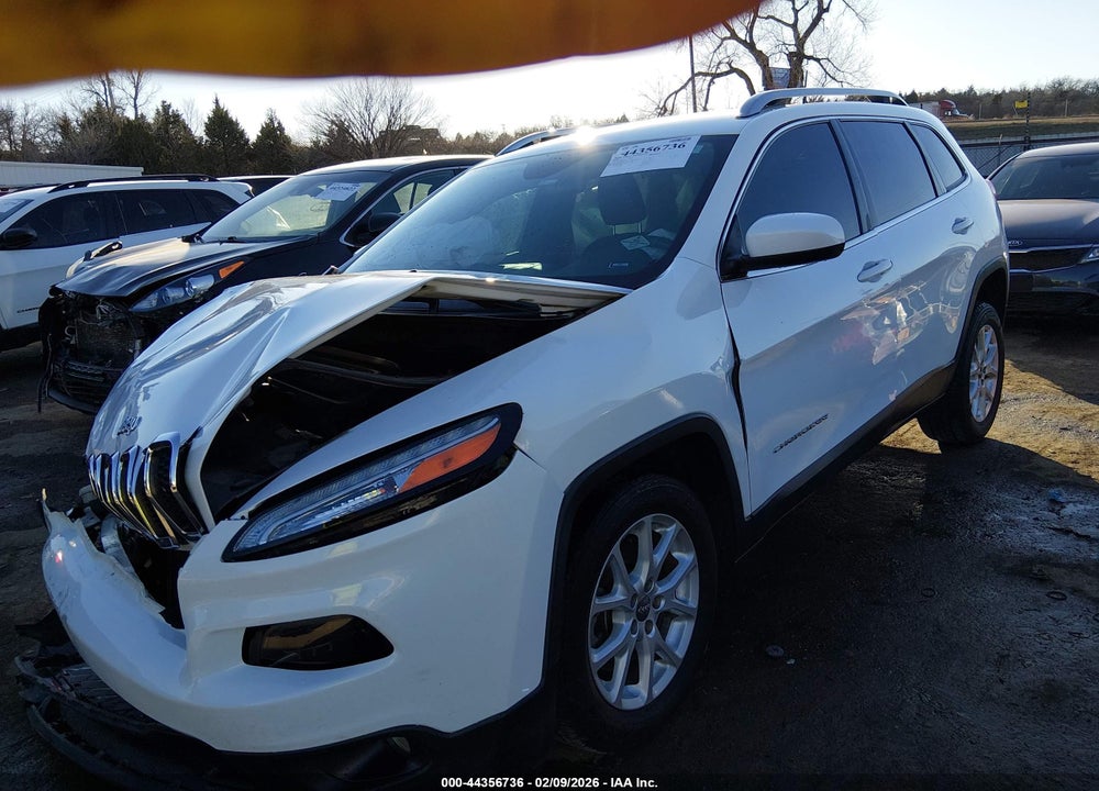 2018 JEEP CHEROKEE LATITUDE FWD VIN: 1C4PJLCB6JD576826