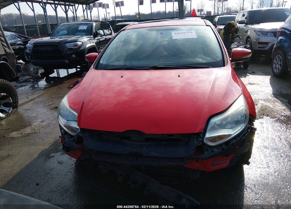 2014 FORD FOCUS SE VIN: 1FADP3K21EL157223
