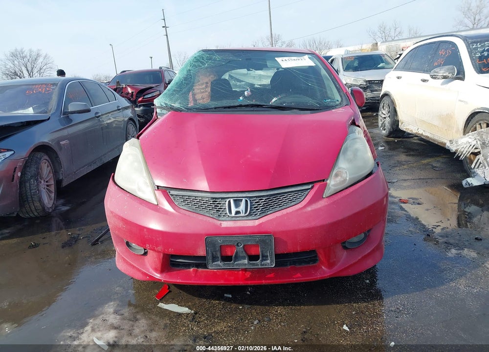 2010 HONDA FIT SPORT VIN: JHMGE8H40AC032855