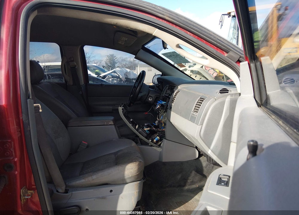 2006 DODGE DURANGO SLT VIN: 1D4HB48N16F125781