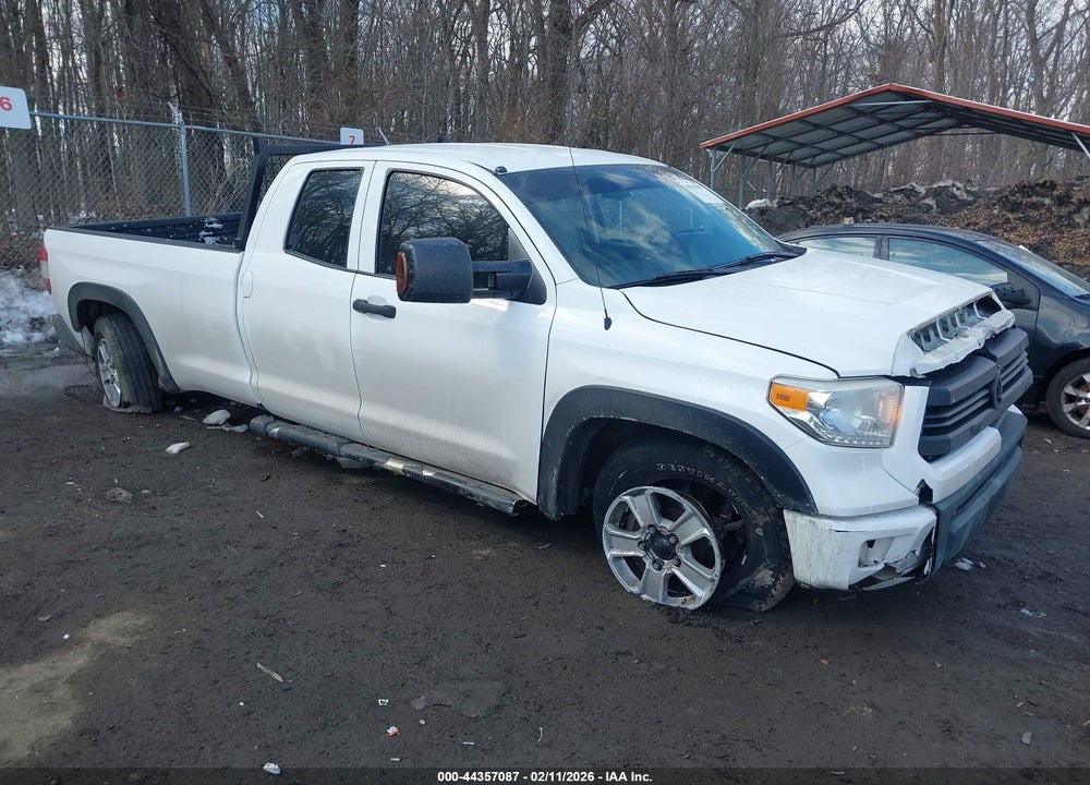 2016 TOYOTA TUNDRA SR 5.7L V8 VIN: 5TFCY5F1XGX020339