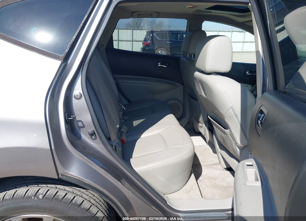 2013 NISSAN ROGUE SV W/SL PKG VIN: JN8AS5MT3DW514416