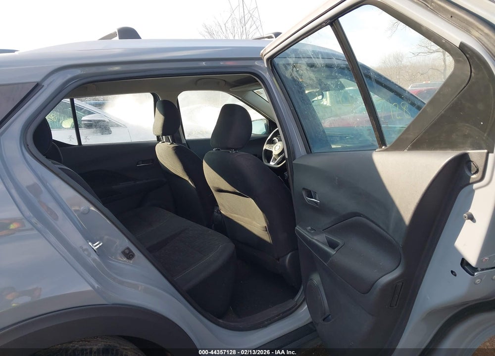 2021 NISSAN KICKS SV XTRONIC CVT VIN: 3N1CP5CV3ML562810