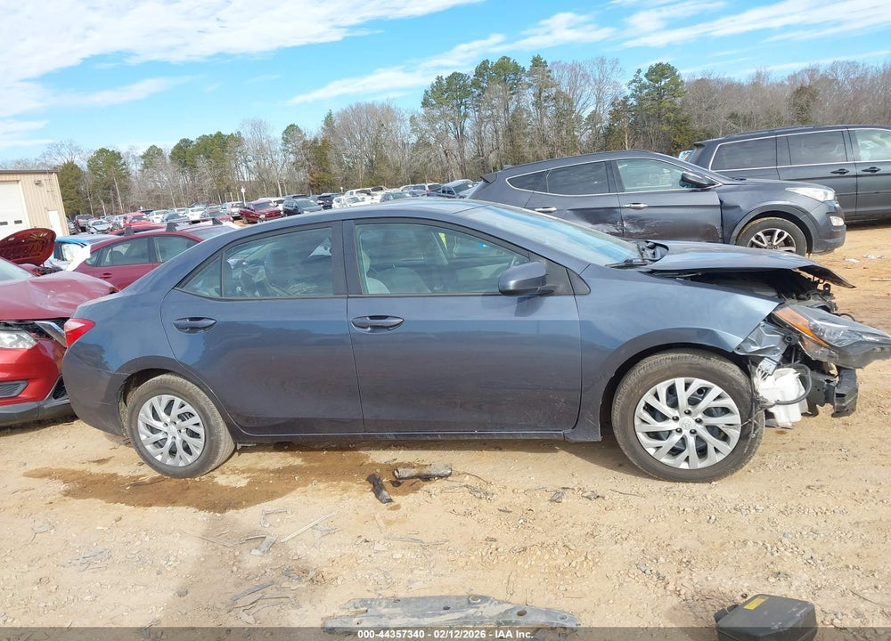 2018 TOYOTA COROLLA LE VIN: 2T1BURHE6JC024912