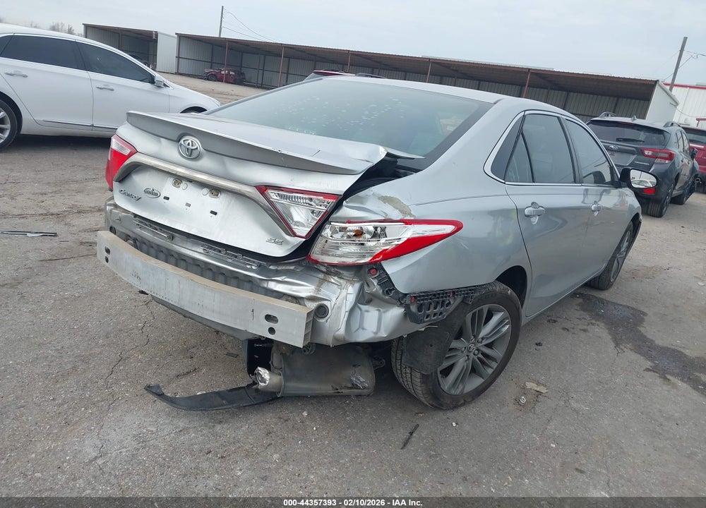 2016 TOYOTA CAMRY SE VIN: 4T1BF1FK5GU252461