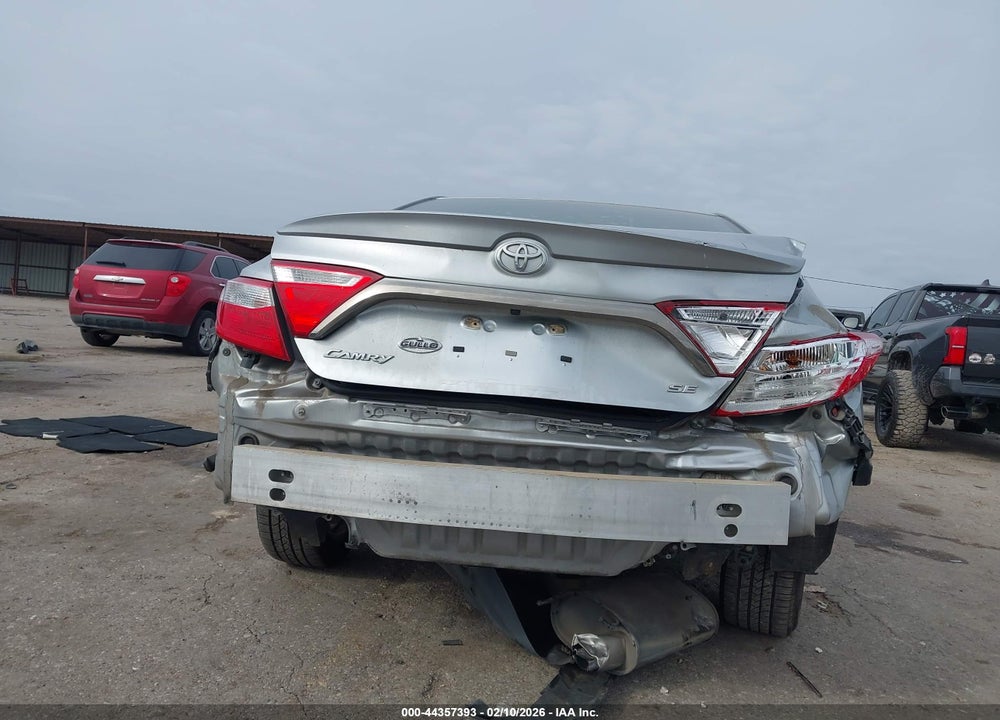 2016 TOYOTA CAMRY SE VIN: 4T1BF1FK5GU252461