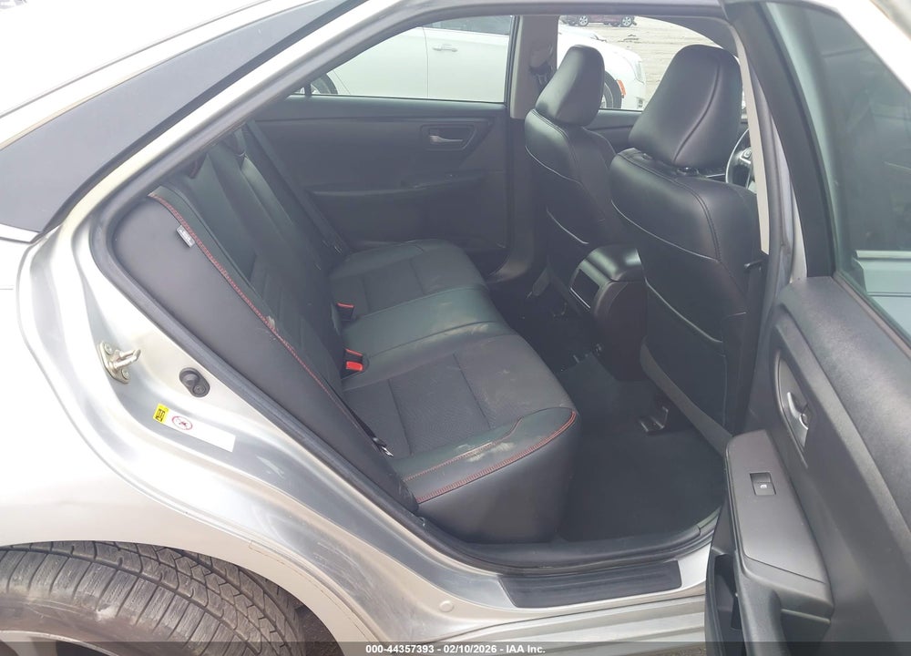 2016 TOYOTA CAMRY SE VIN: 4T1BF1FK5GU252461