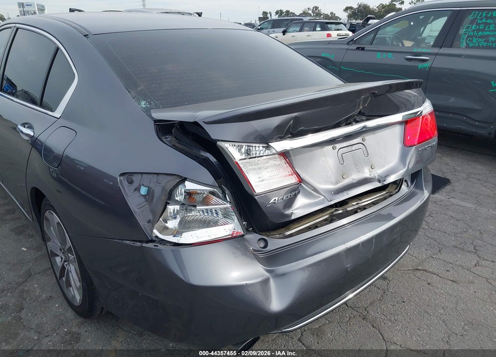 2013 HONDA ACCORD SPORT VIN: 1HGCR2F56DA057712