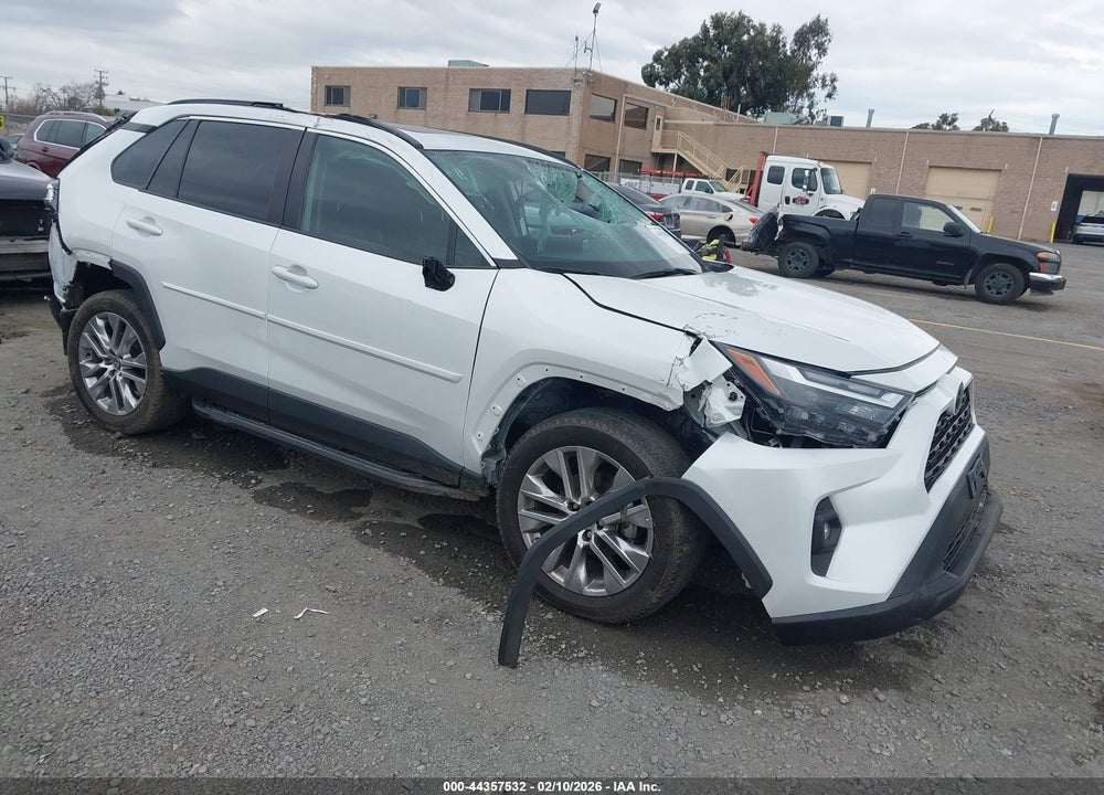 2024 TOYOTA RAV4 XLE PREMIUM VIN: 2T3A1RFV8RW431168