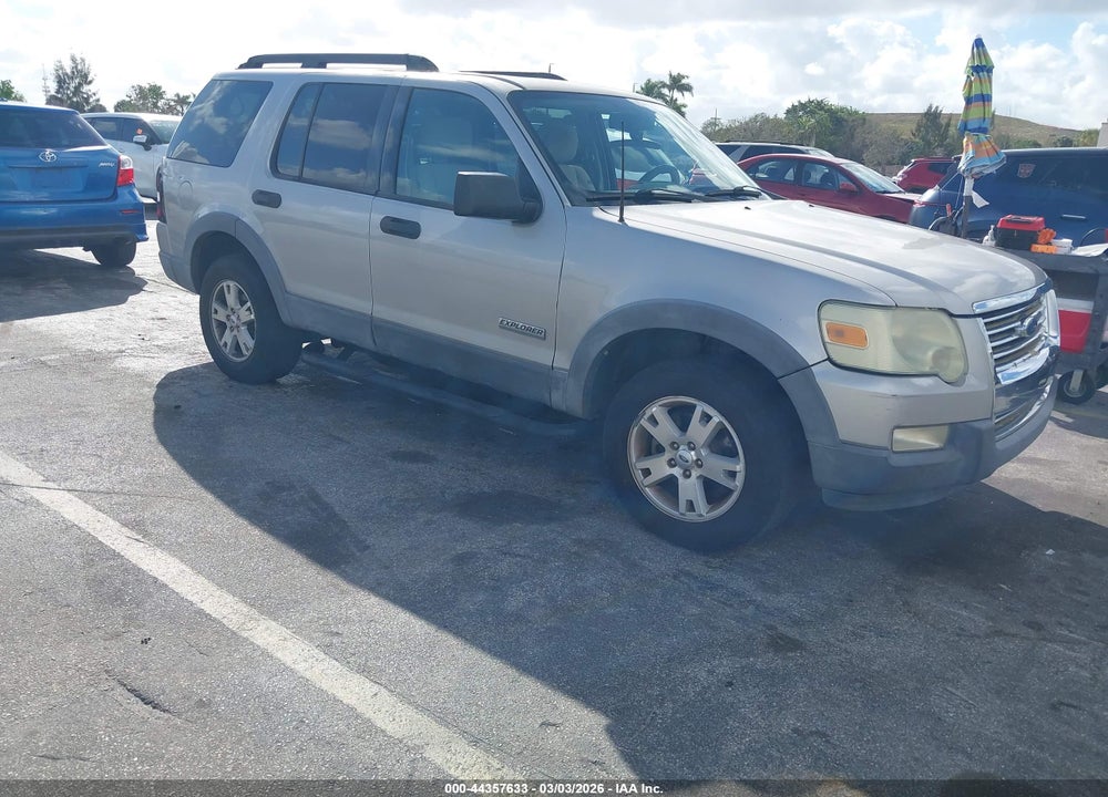 2006 FORD EXPLORER XLT VIN: 1FMEU73856UB66631