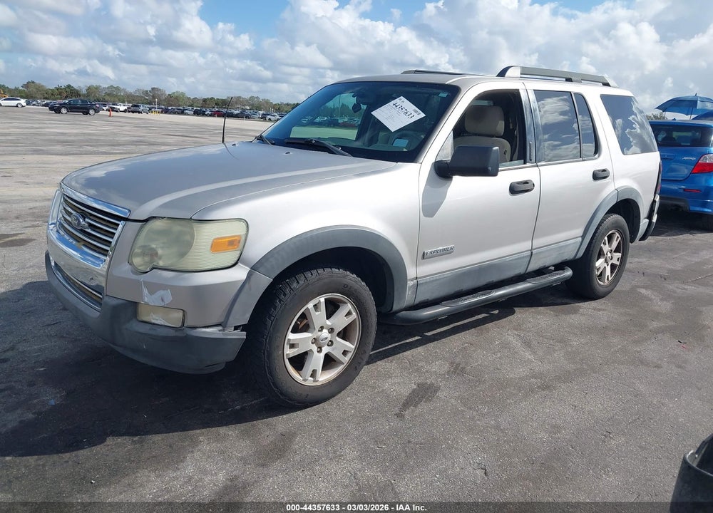 2006 FORD EXPLORER XLT VIN: 1FMEU73856UB66631