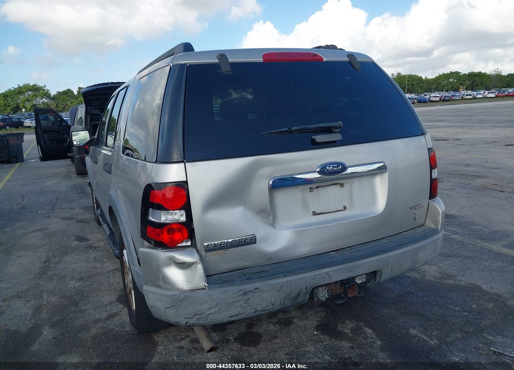 2006 FORD EXPLORER XLT VIN: 1FMEU73856UB66631