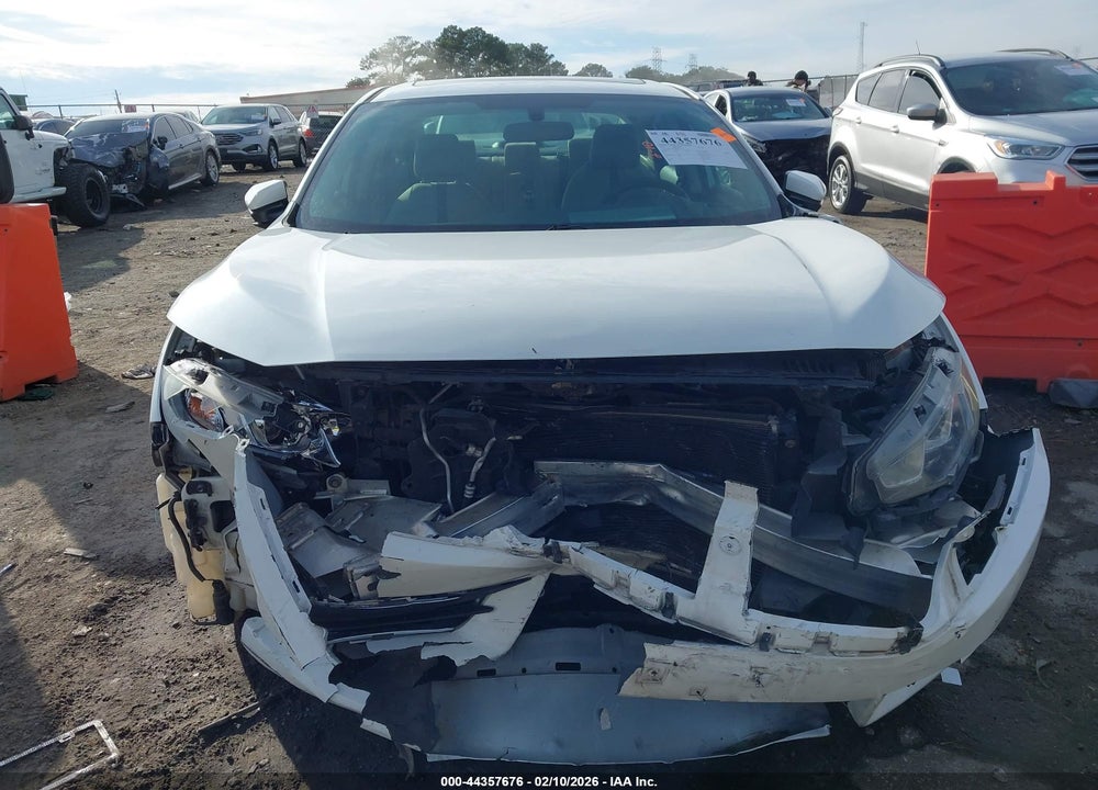 2017 HONDA CIVIC EX VIN: 19XFC2F7XHE017702