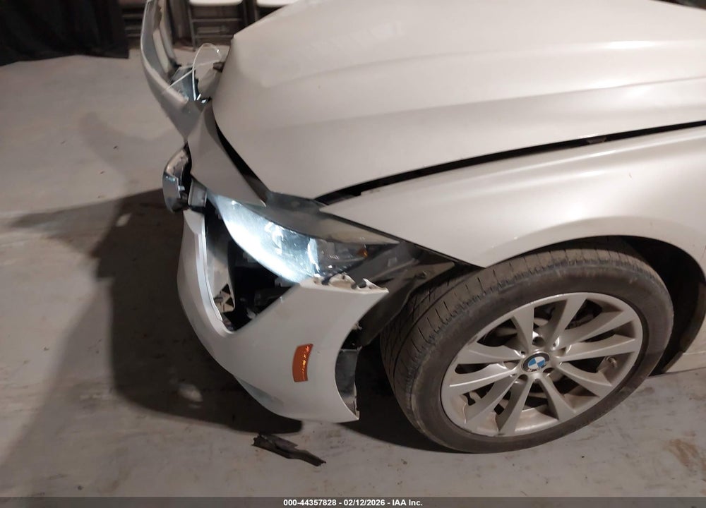 2017 BMW 320I VIN: WBA8A9C55HK619623