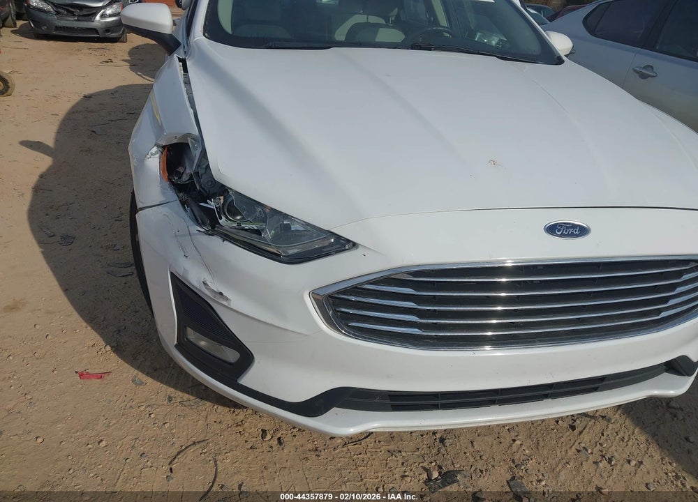 2019 FORD FUSION SE VIN: 3FA6P0HD4KR111589