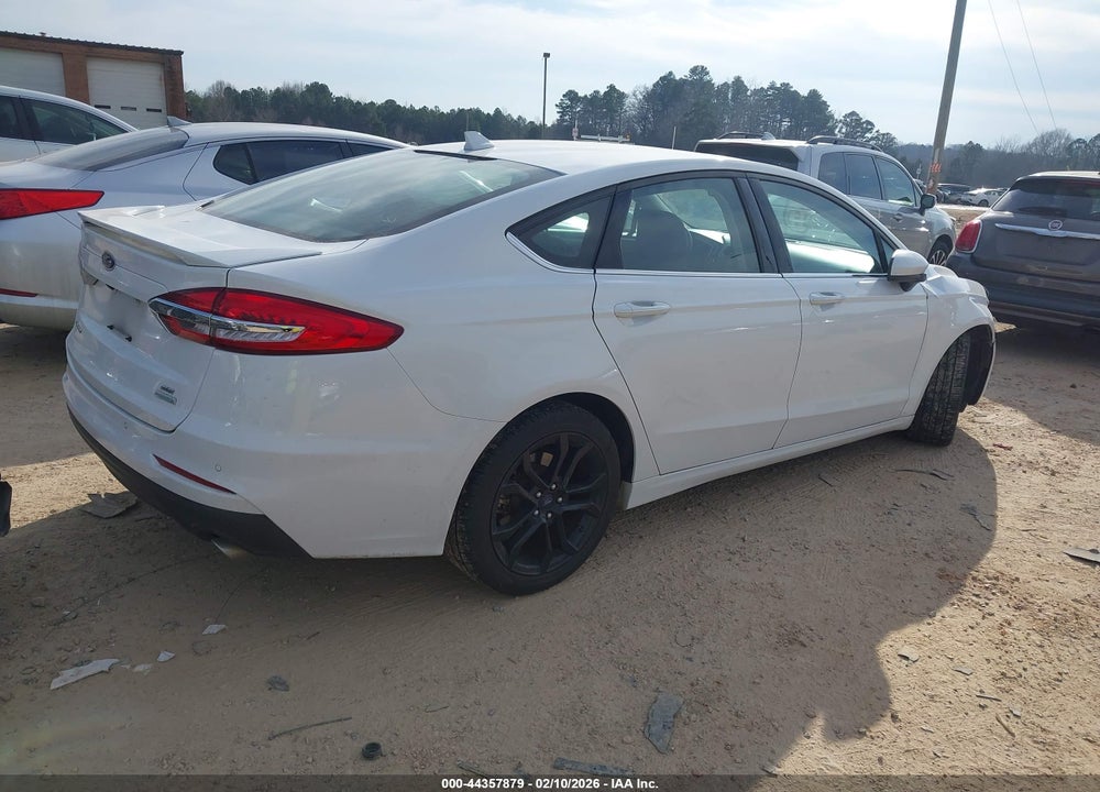 2019 FORD FUSION SE VIN: 3FA6P0HD4KR111589