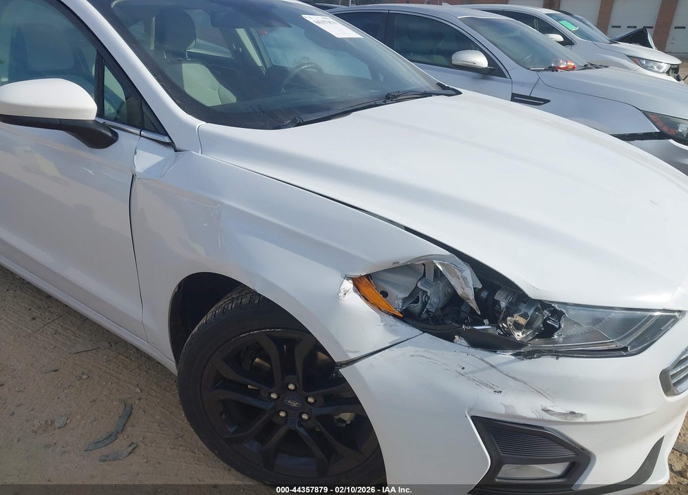2019 FORD FUSION SE VIN: 3FA6P0HD4KR111589