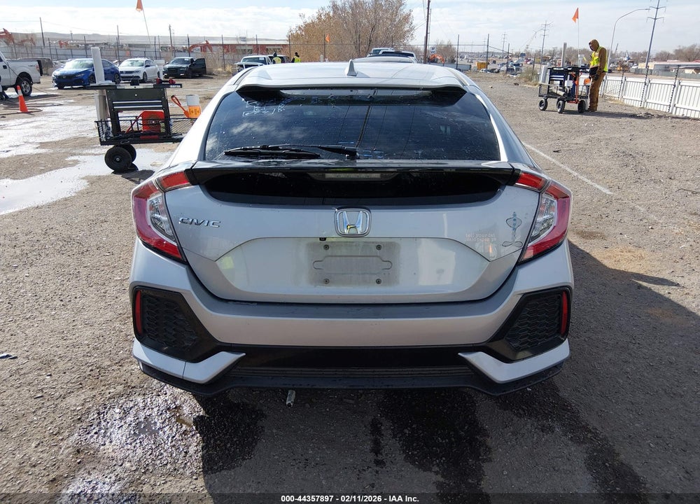 2018 HONDA CIVIC EX VIN: SHHFK7H56JU209483