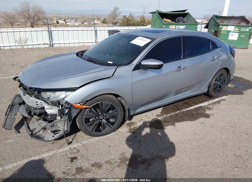2018 HONDA CIVIC EX VIN: SHHFK7H56JU209483