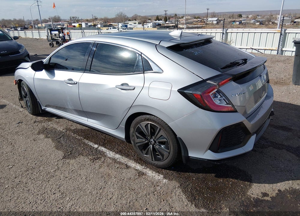 2018 HONDA CIVIC EX VIN: SHHFK7H56JU209483