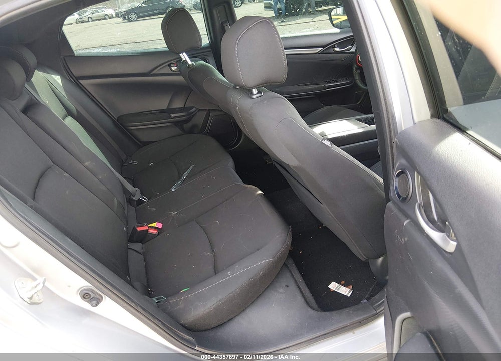 2018 HONDA CIVIC EX VIN: SHHFK7H56JU209483