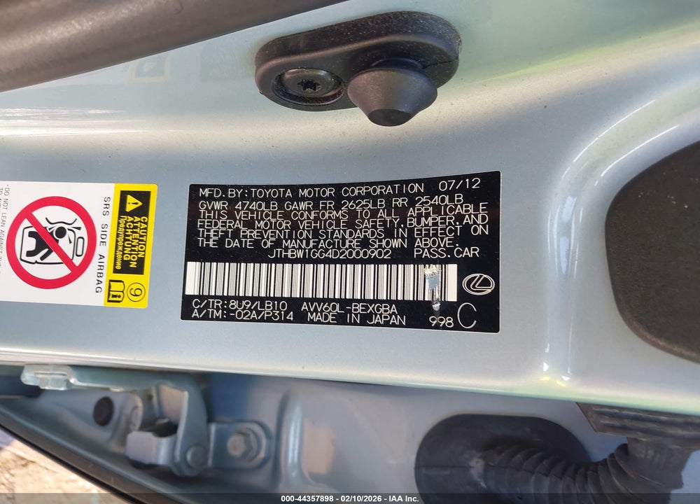 2013 LEXUS ES 300H VIN: JTHBW1GG4D2000902