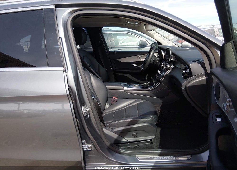 2019 MERCEDES-BENZ GLC 300 VIN: WDC0G4JB2K1001144