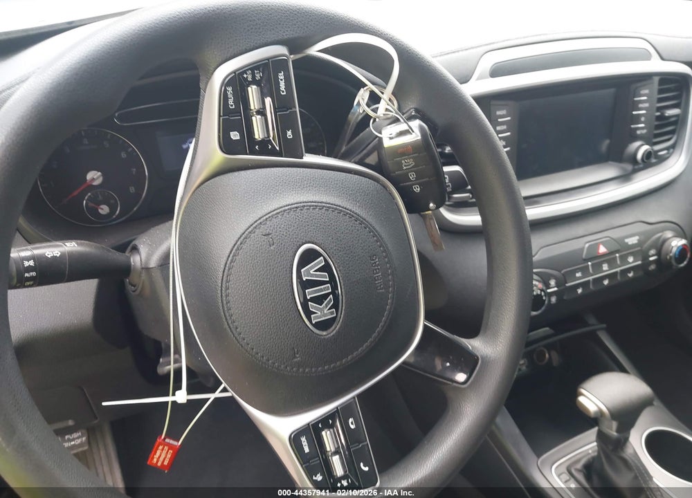 2020 KIA SORENTO 3.3L LX VIN: 5XYPG4A50LG670402