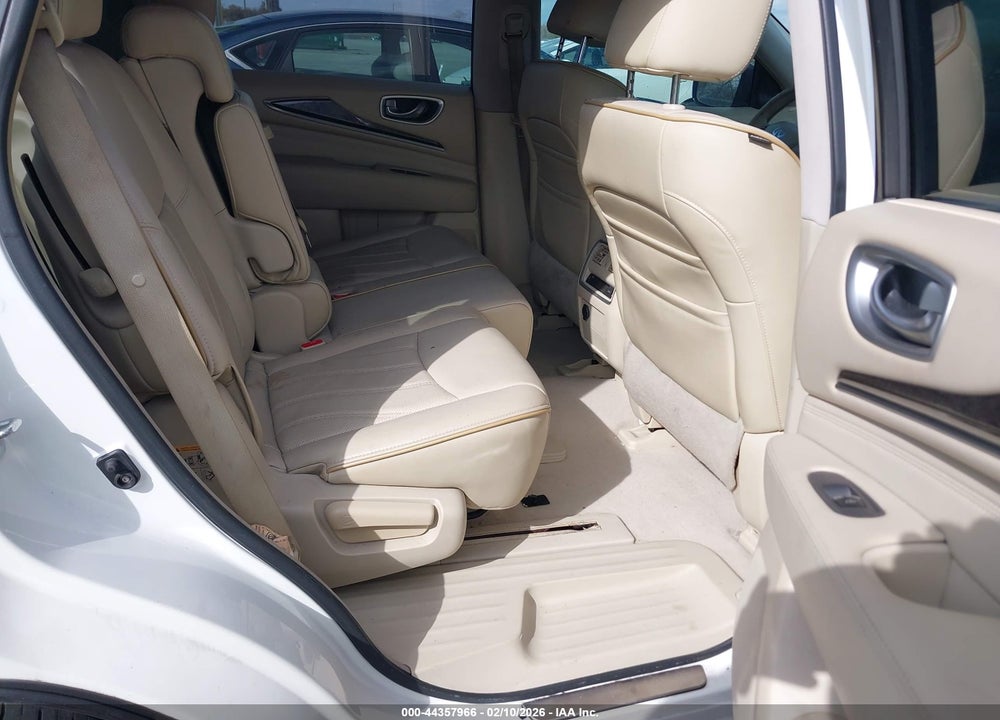 2013 INFINITI JX35 VIN: 5N1AL0MN9DC330821
